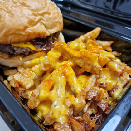 Photo de Glasgow Burgers, membre de Bout à Bout, réseau de réemploi des bouteilles en verre en Pays de la Loire